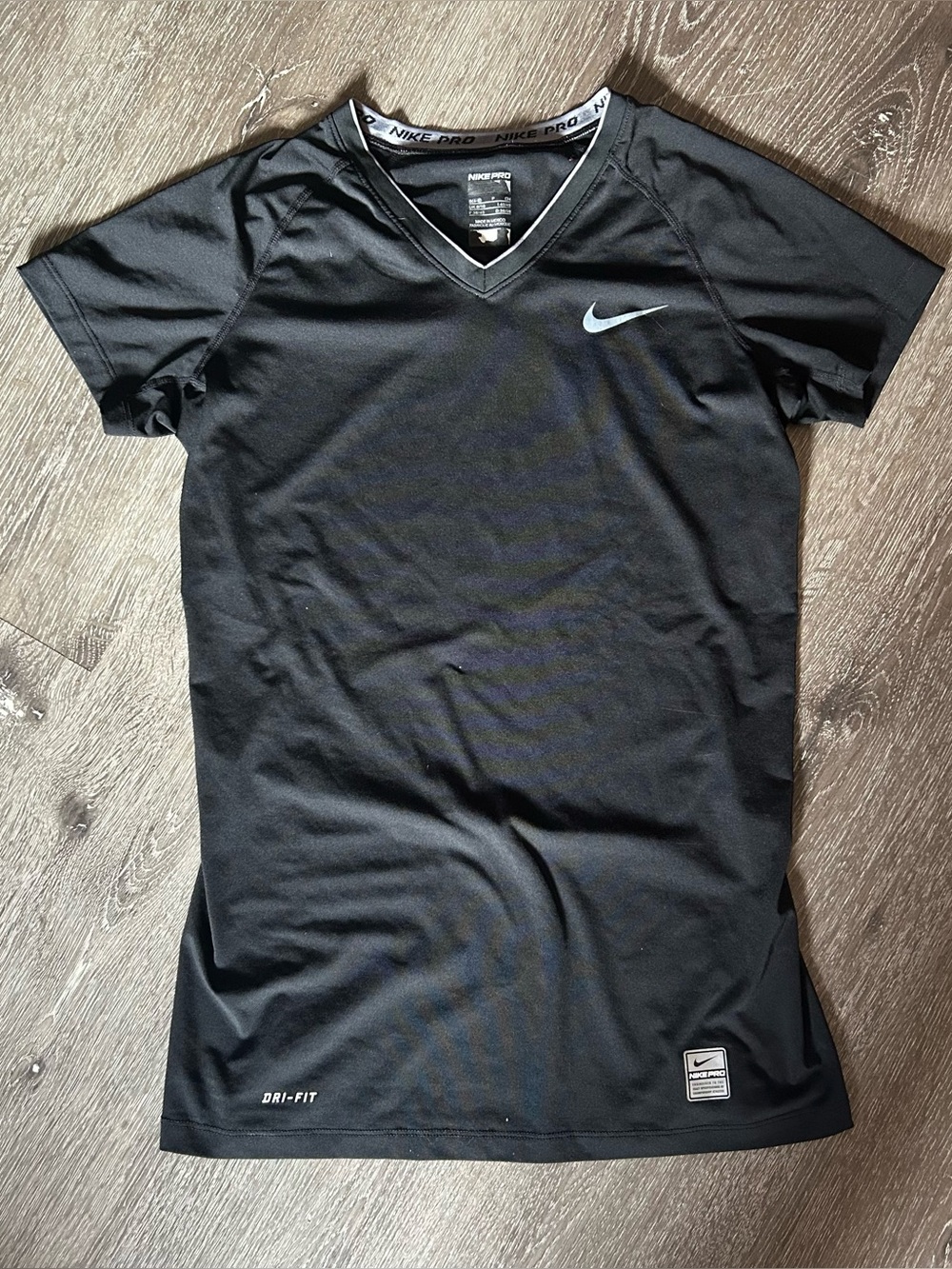 Small Nike Pro Black Dri-Fit V Neck Stretchy Short Sleeve T Shirt
